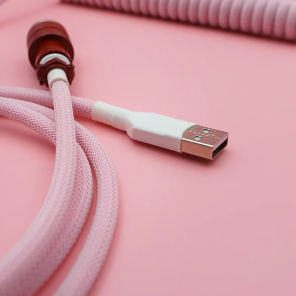 Rosa USB-Kabel abgewinkelter Pilotenstecker Spezielles rosa Tastaturkabel mit gewickeltem Design, USB-A-Anschluss und geflochtenem Paracord für Langlebigkeit und Stil, perfekt für jedes Setup.